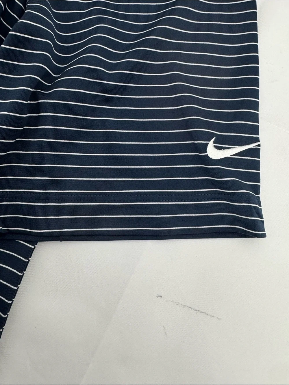NWT Nike Men’s L Golf Dri Fit Navy Blue White Striped Polo Shirt 585748-419
